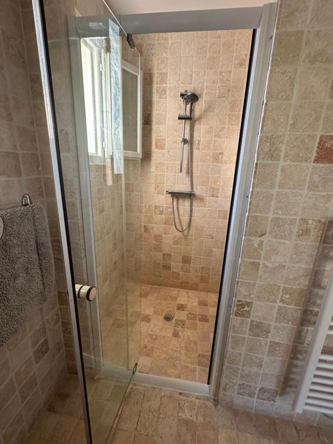Les Clematites Apartment Donzere Ngoại thất bức ảnh